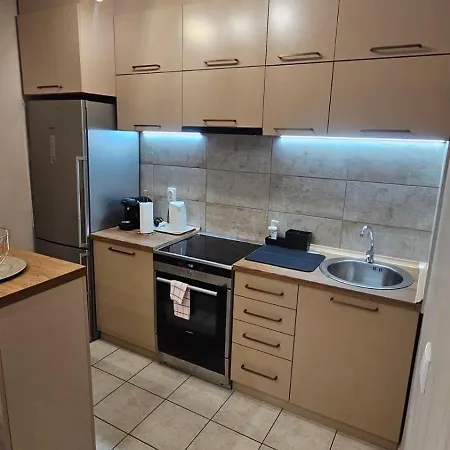 Centar Lux - Free Private Parking, 10-min Walk Downtown 아파트