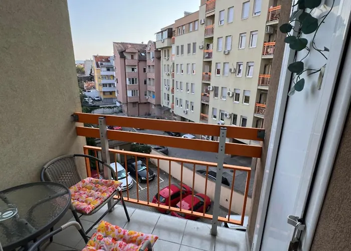 Centar Lux - Free Private Parking, 10-min Walk Downtown